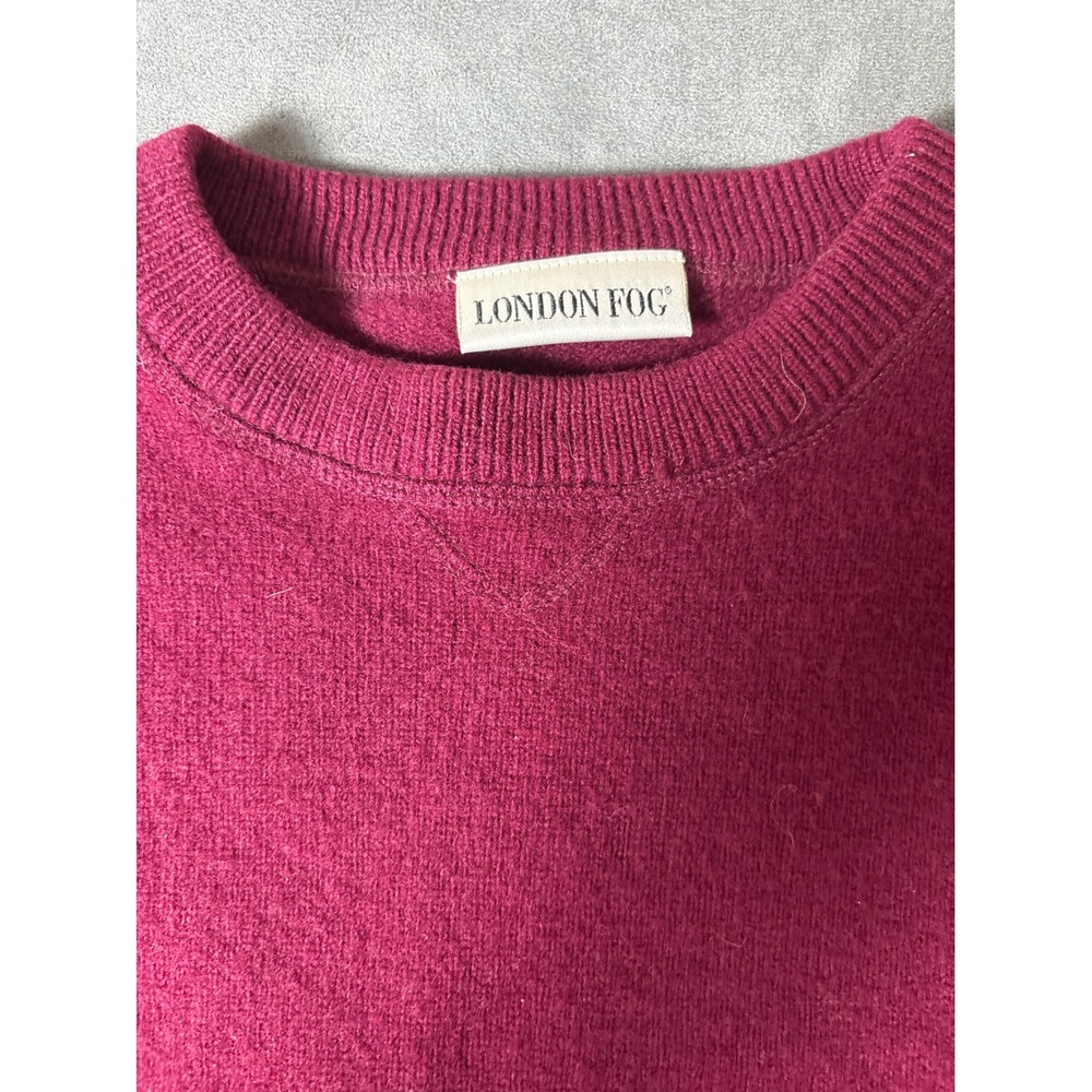 London Fog Magenta Pink 100% Lambswool Crewneck Sweater Mens Medium Vintage